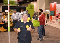 Juggling lemon-man from Limoneira entertains guests at the show.